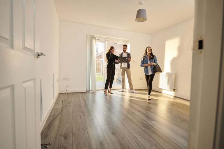 What Should Tenants Look For When Renting A Home? - Real Estate Tips ...